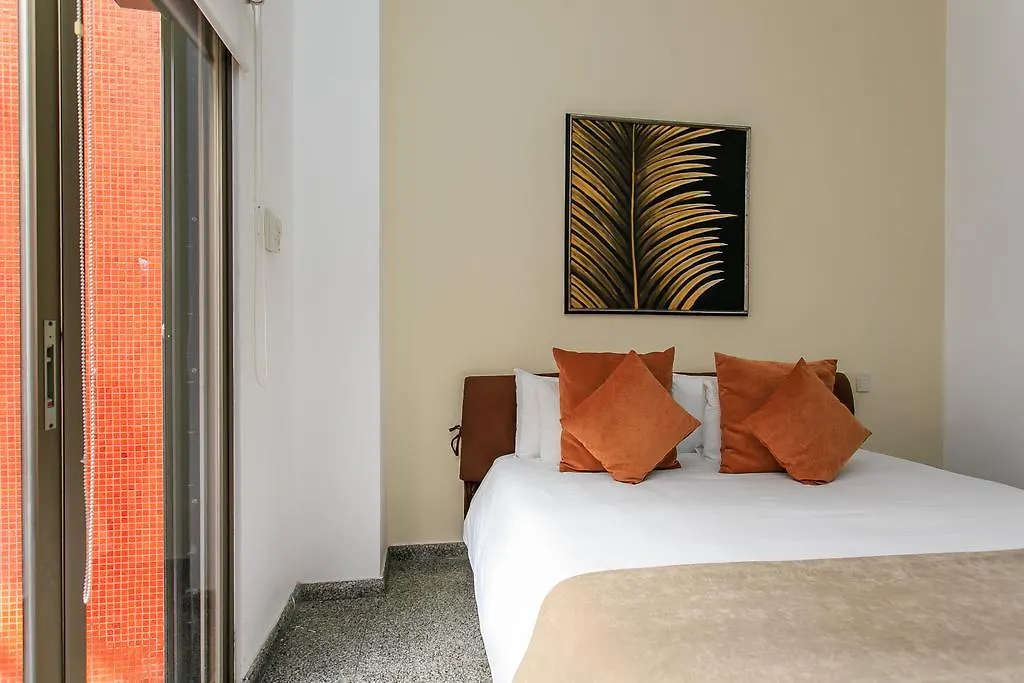 In 04 2Beds- 6Guests-Mamitas Beach Area プレヤデルカーメン